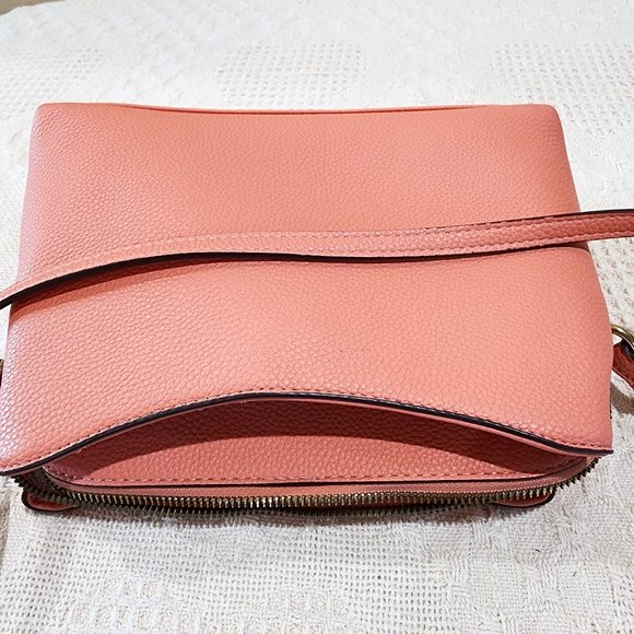 Nanette Lepore Peach Pink Three Pocket Dressy Gold Accent Crossbody Bag Purse - Picture 14 of 15